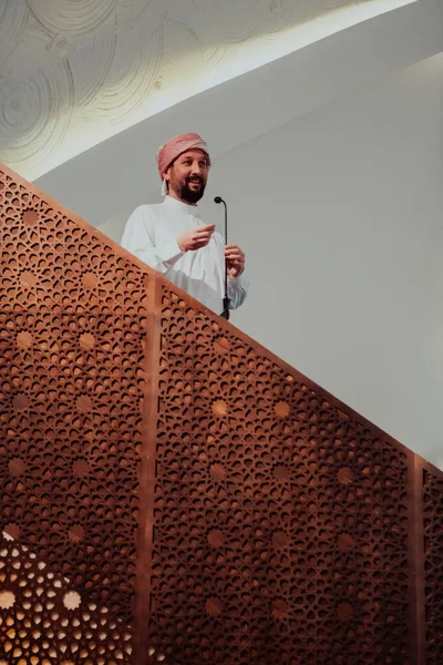 Muslime Arabische Imam Hat Eine Rede Freitagnachmittag Gebet Der Moschee — Stockfoto