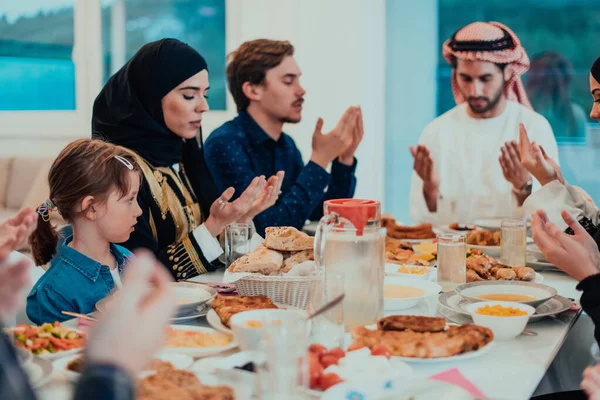 Muslim Family Praying Together Muslim Prayer Breaking Fast Islamic Holy — Stockfoto