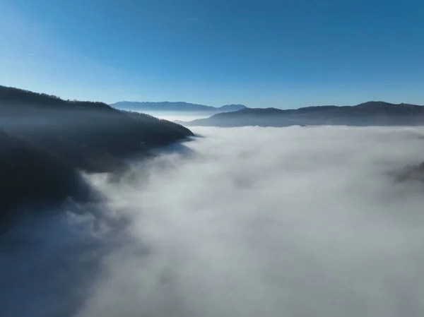 Aerial View Flying High Mountains Beautiful Clouds Aerial Drone Camera — Stok fotoğraf
