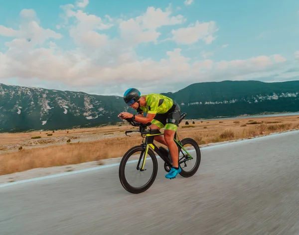 Full Length Portrait Active Triathlete Sportswear Protective Helmet Riding Bicycle — Stockfoto