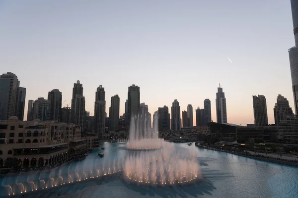 Dubai Singing Fountains Night Lake View Skyscrapers City Skyline Dusk — Stock Photo, Image