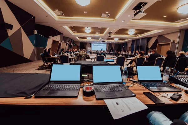 Live Internet Streaming Van Zakelijke Conferentie Vergadering Hoge Kwaliteit Foto — Stockfoto