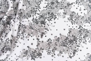 Modaya uygun kumaş koleksiyonu. Moda koleksiyonu yapmak için farklı doğal kumaş örnekleri. Mağazada ya da terzi deposunda bir sürü kumaş var. Yüksek kalite fotoğraf