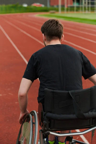 Una Persona Con Discapacidad Una Silla Ruedas Que Entrena Incansablemente — Foto de Stock