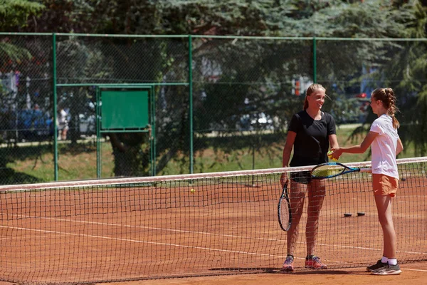 Giocatori Tennis Insieme Sul Campo Tennis Pronti Concentrati Che Preparano — Foto Stock