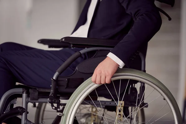 Nahaufnahme Eines Geschäftsmannes Rollstuhl Hochwertiges Foto — Stockfoto