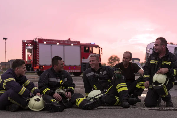 Brave Firefighters Team Walking Camera Background Paramedics Firemen Rescue Team — Stock Photo, Image