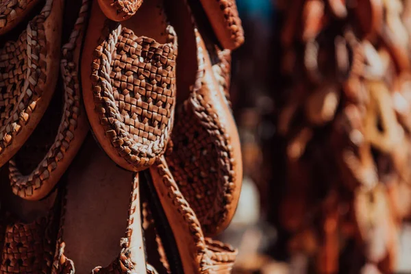 Folclore Macedónio Sandálias Castanhas Sapatos Velhos Faz Parte Tradição Calça — Fotografia de Stock