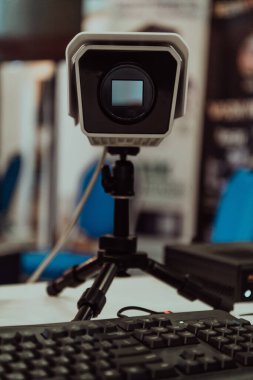 Yeni yüksek kaliteli güvenlik kameralarının sunumu. Yüksek kalite fotoğraf