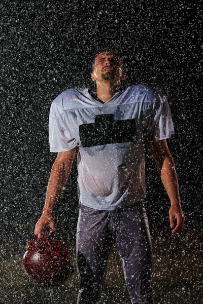 American Football Field Einsamer Athlet Krieger Der Auf Einem Feld — Stockfoto