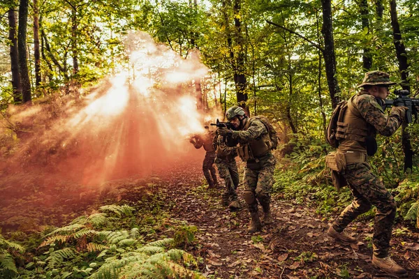 Groupe Soldats Guerre Moderne Mène Une Guerre Dans Des Zones — Photo