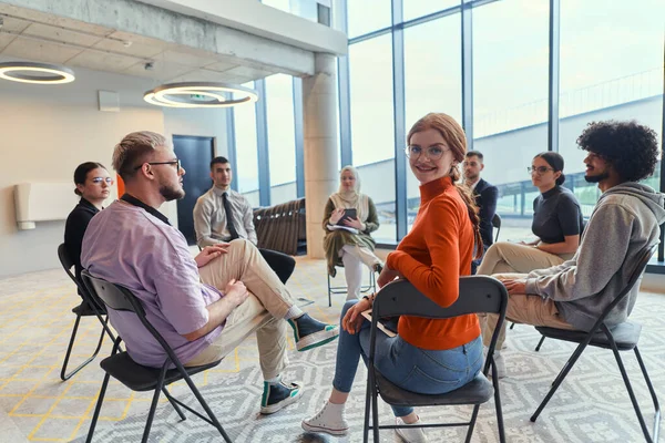 Diverse Group Young Business Entrepreneurs Gathered Circle Meeting Discussing Corporate — Stock Photo, Image