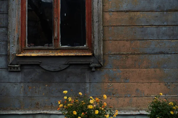Lituania Encanto Rústico Una Pared Madera Envejecida Adorna Una Casa — Foto de Stock