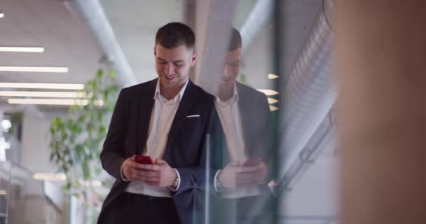 Busy Businessman Modern Corporate Hallway Showcases His Multitasking Skills While — Stock Video