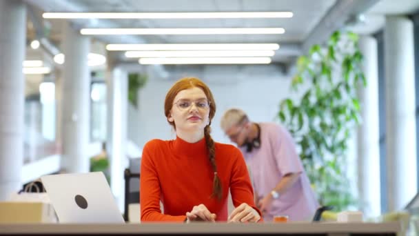 Modern Startup Office Professional Businesswoman Orange Hair Sitting Her Laptop — Stock Video