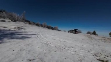 Kış Ormanı Karları Ağaçları Kaplamıştı Alp Dağları Sabah Erken Güneş Doğumu Tatil ve Turizm Ağacı Canlı Renkler Hava 4k FPV
