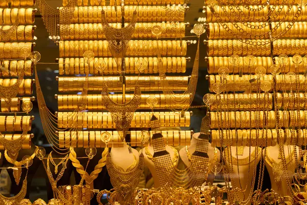 Esplendor Dorado Exquisitas Joyas Oro Artesanales Exhibidas Las Bulliciosas Calles — Foto de Stock