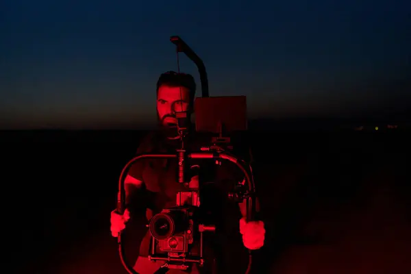 Skilled Videographer Captures Intensity Athletes Running Illuminated Vibrant Red Lights — Stock Photo, Image