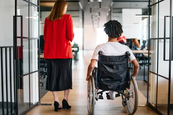 Business Leader Her Colleague African American Businessman Who Disabled Person — Stock Photo, Image