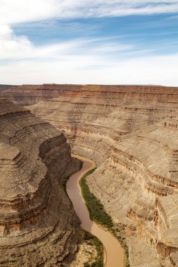 Goosenecks Eyalet Parkı, Utah, ABD 'de San Juan nehri üzerinde.
