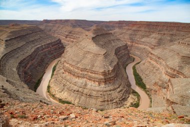 Goosenecks Eyalet Parkı, Utah, ABD 'de San Juan nehri üzerinde.