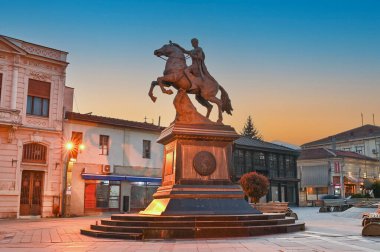Bitola 'nın Kuzey Makedonya kenti Makedonya 2. Philip Heykeli