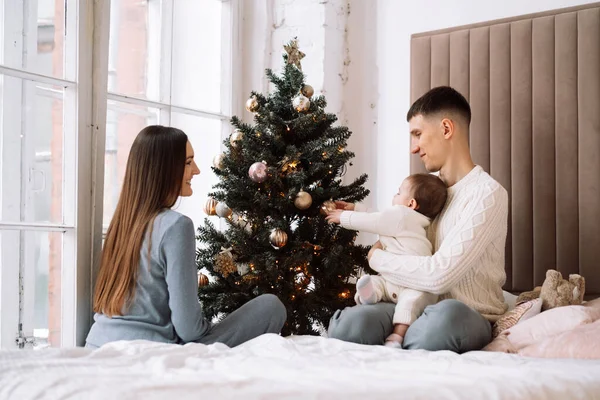 Happy Young Family Mom Dad Together Little Daughter Next Christmas — Stock Photo, Image