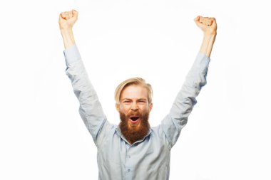 Duygu, insan ve vücut dili kavramı: Ağzını açık tutarak ellerini beyaz arkaplana yayan mutlu şaşırmış adam