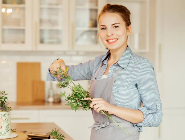 Young Blonde Woman Pastry Chef Works Herbs Decorate Cake Delicious — Foto de Stock