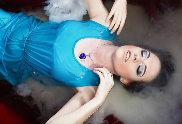 Young Glamor Brunette Woman Wearing Blue Dress Lying Water Fashion — Stok Foto