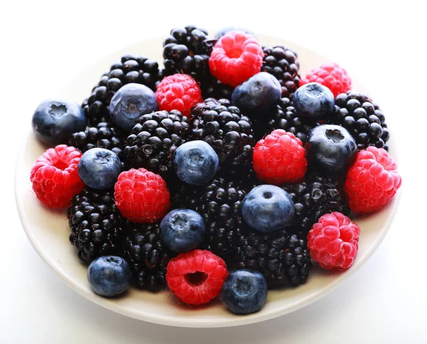 Blackberries Raspberry Blueberrys White Plate Close — Stock Photo, Image