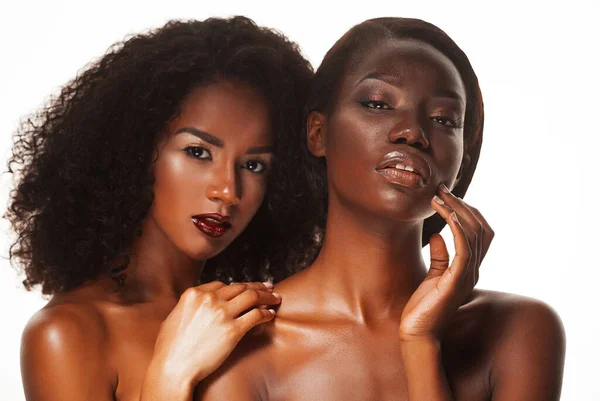 Сильная Красота Портрет Двух Красивых Африканских Женщин Ярким Макияжем Стоящих — стоковое фото