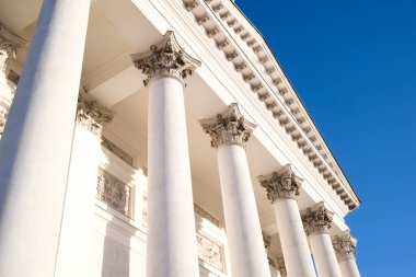 Helsinki Katedralinin Ayrıntıları