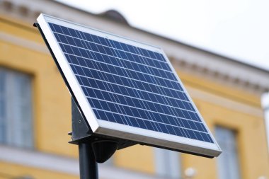 Kutuptaki küçük bir güneş paneli