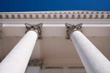 Helsinki Katedrali 'nin Sütunları