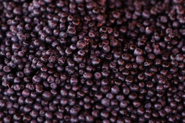 taze yaban mersini yığını