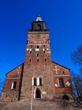 Turku Katedrali güneşli bir günde