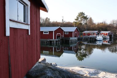 Kara adalarında Seglinge Limanı 