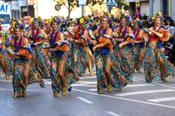 Паламос Испания Февраля 2023 Года Традиционный Карнавальный Парад Маленьком Городке — стоковое фото