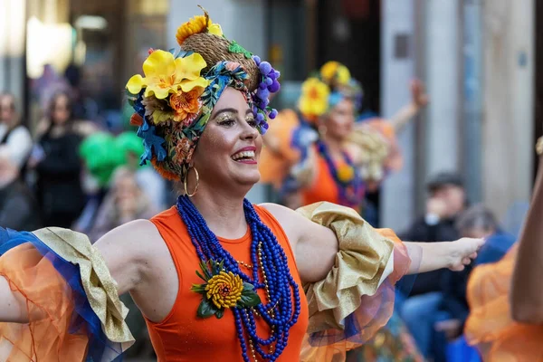 Palamos Espanha Fevereiro 2023 Tradicional Desfile Carnaval Uma Pequena Cidade — Fotografia de Stock