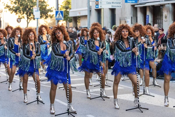 Palamos España Febrero 2023 Desfile Carnaval Tradicional Una Pequeña Ciudad —  Fotos de Stock