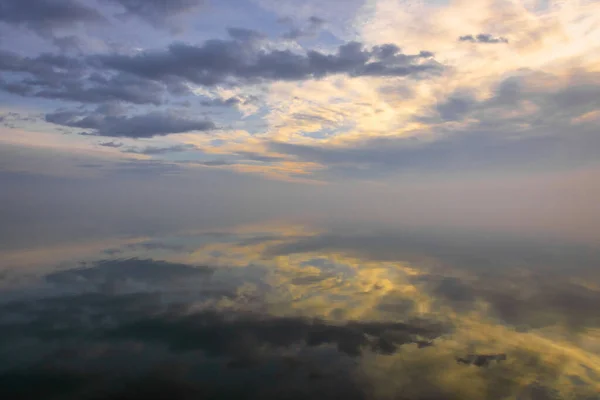 バラトン湖の美しい日の出 — ストック写真