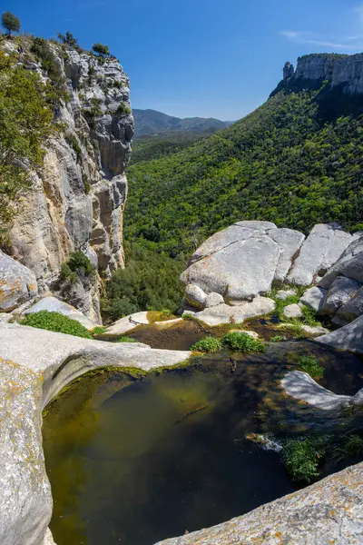 Prachtige Spaanse Berglandschap Buurt Van Het Kleine Dorpje Rupit Catalonië Rechtenvrije Stockfoto's
