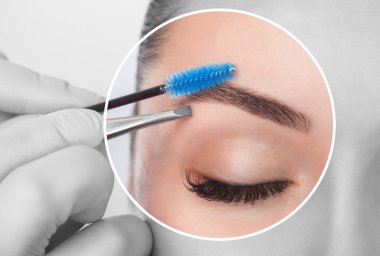 Makyajcı güzel makyajlı güzel bir genç kızın kaşlarını tarar ve koparır. Profesyonel makyaj ve yüz bakımı..