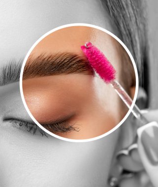 Makyaj sanatçısı kaşların uzun süreli stilini yapar ve kaşlarını boyar. Kaş kaplaması. Profesyonel makyaj ve yüz bakımı..