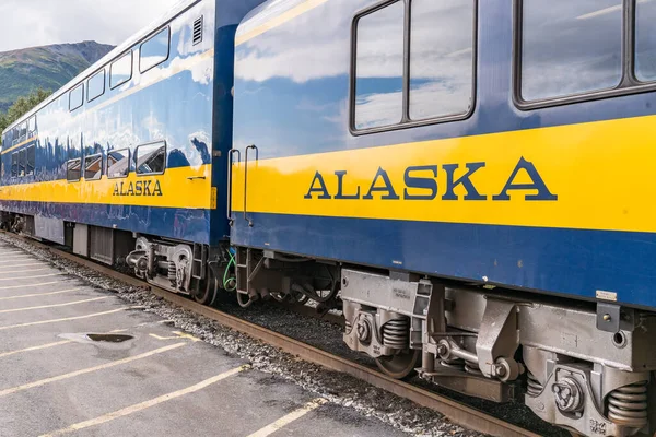 Seward Αλάσκα Σεπτεμβρίου 2022 Ένα Επιβατικό Τρένο Αλάσκα Σιδηροδρόμου Περιμένει — Φωτογραφία Αρχείου
