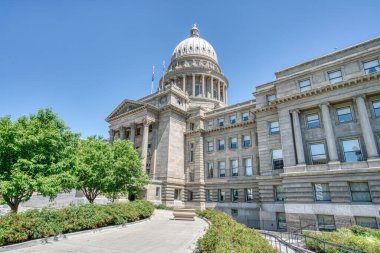 Başkent Boise, Idaho 'daki Idaho Eyalet Binası' nın dışı.