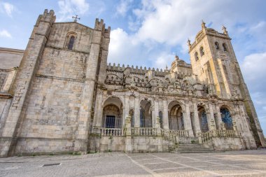 Portekiz 'in Porto şehrindeki Porto Katedrali ya da Porto do Porto Katedrali