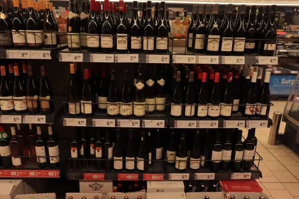 Luzy Francia Septiembre 2021 Departamento Vinos Supermercado Descuento Lidl Una — Foto de Stock