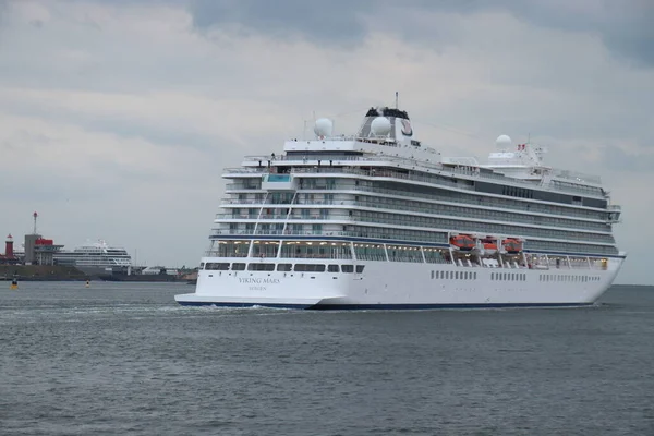 Velsen Holanda Setembro 2022 Mars Operado Pela Viking Cruises Deixando — Fotografia de Stock